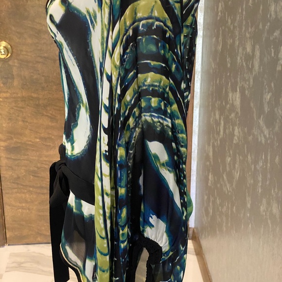 Tunic - Picture 2 of 5